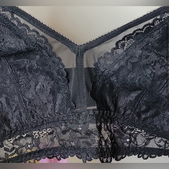 SEXY! SAVAGE X FENTY Black Bralette - Picture 8 of 13